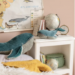 PELUCHE BALEINE A` BOSSE