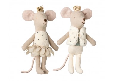 JUMEAUX ROYAUX DANS LEUR BOITE