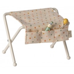 MAILEG  TABLE A LANGER, BEBE SOURIS  BLANC CASSE